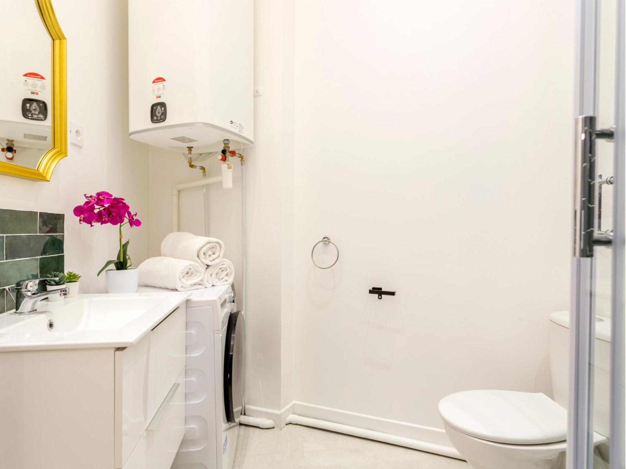 Cozy Apartment - Champs Elysees - Monceau Parigi Esterno foto